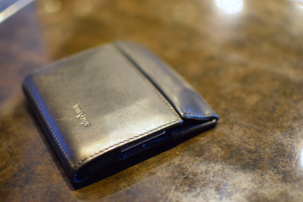 レビュー】abrAsusの薄い財布を3年間使い倒した感想 | 八木仁平公式サイト