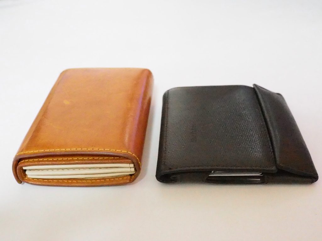 m＋と薄い財布の比較