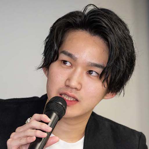 プロフィール